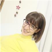 Docente di Economia e Diritto impartisce lezioni di Economia e di Diritto Tributario, Commerciale, Privato, Civile